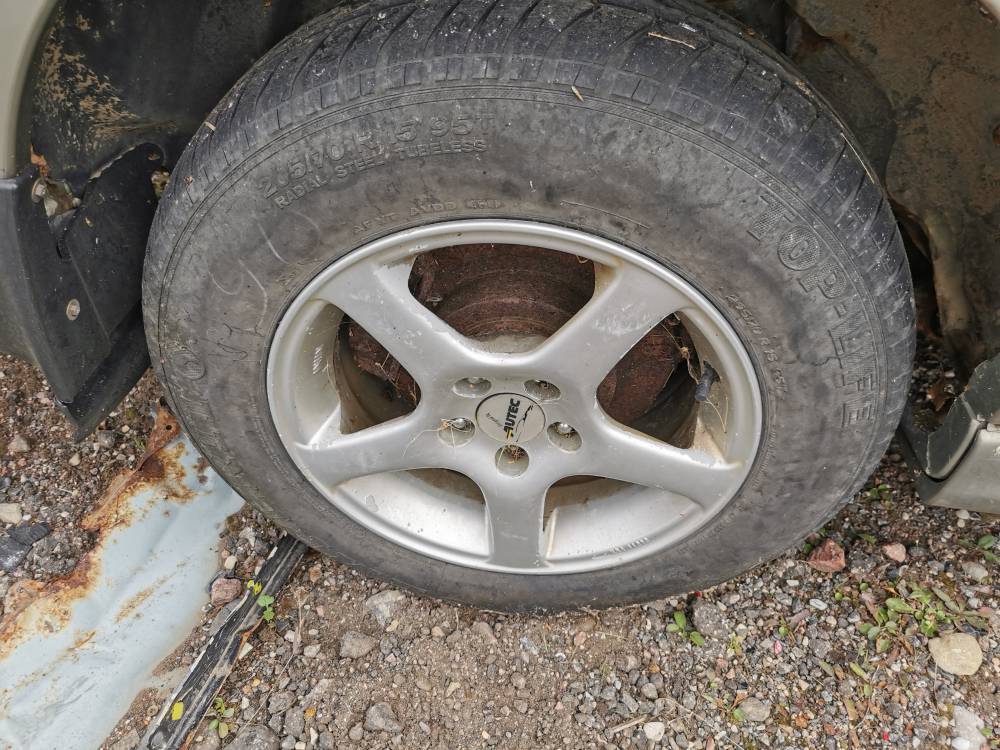 5X100 Subaru Outback 2000 Liettuan renkaiden komplekti R15 - Thumbnail 2