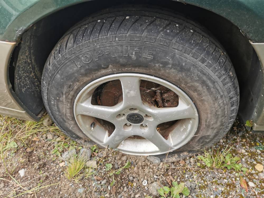 5X100 Subaru Outback 2000 Liettuan renkaiden komplekti R15 - Thumbnail 4