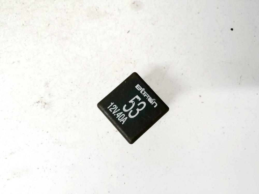 141951253B Volkswagen Golf 2002 RELÉ PARA AUTOMÓVIL - Thumbnail 2