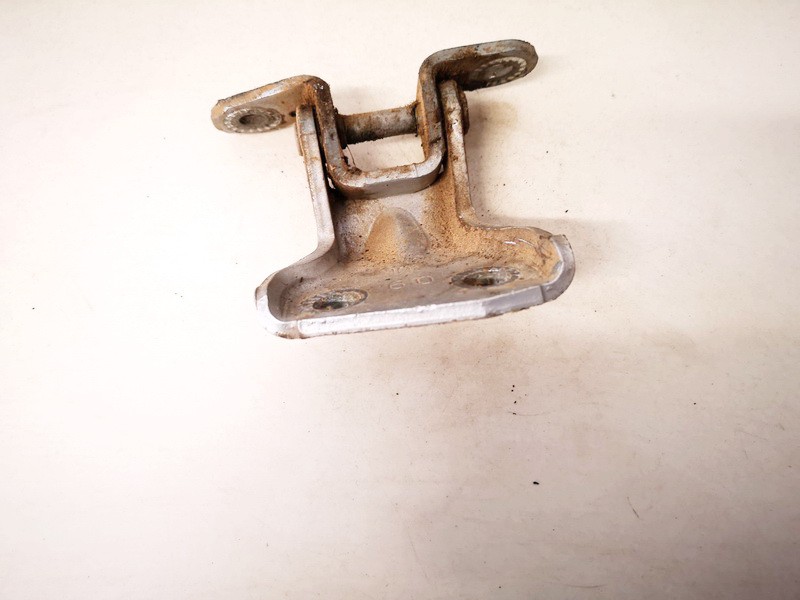 Nissan Terrano 2001 Door Hinge - REAR