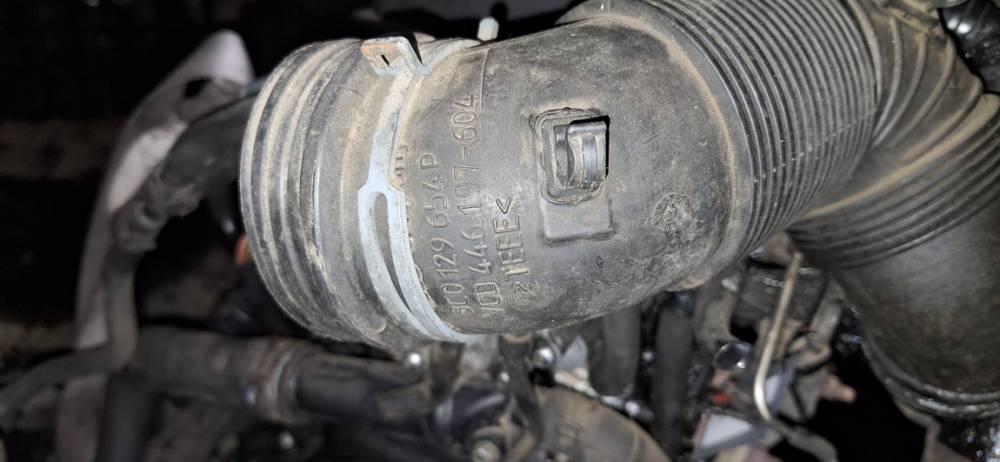 3C0129654P Volkswagen Passat 2005 Douille Filtre à Air Aspiration - Thumbnail 4