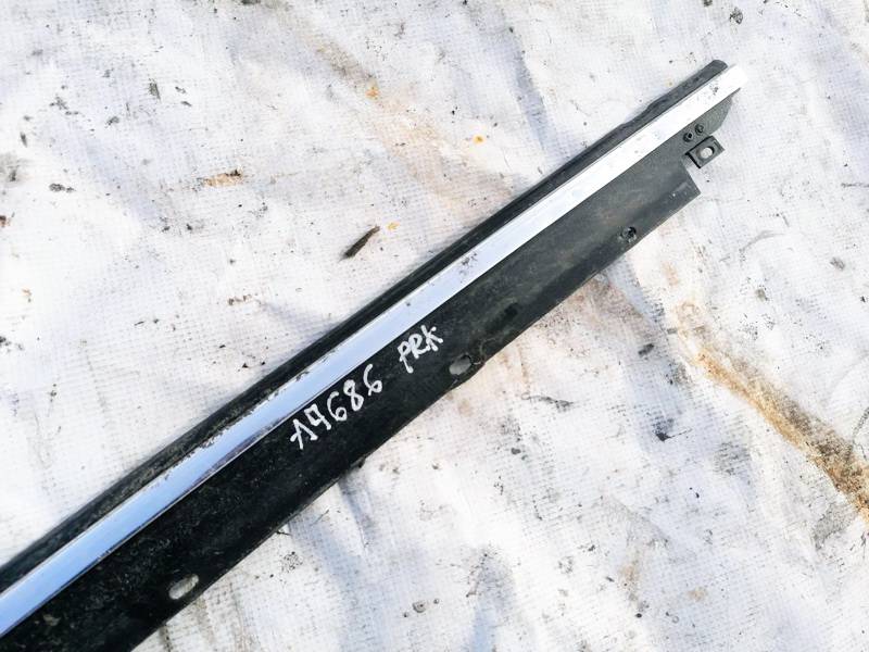 USEDS Audi A6 1997 Glass Trim Molding-weatherstripping - FRONT LEFT - Thumbnail 3