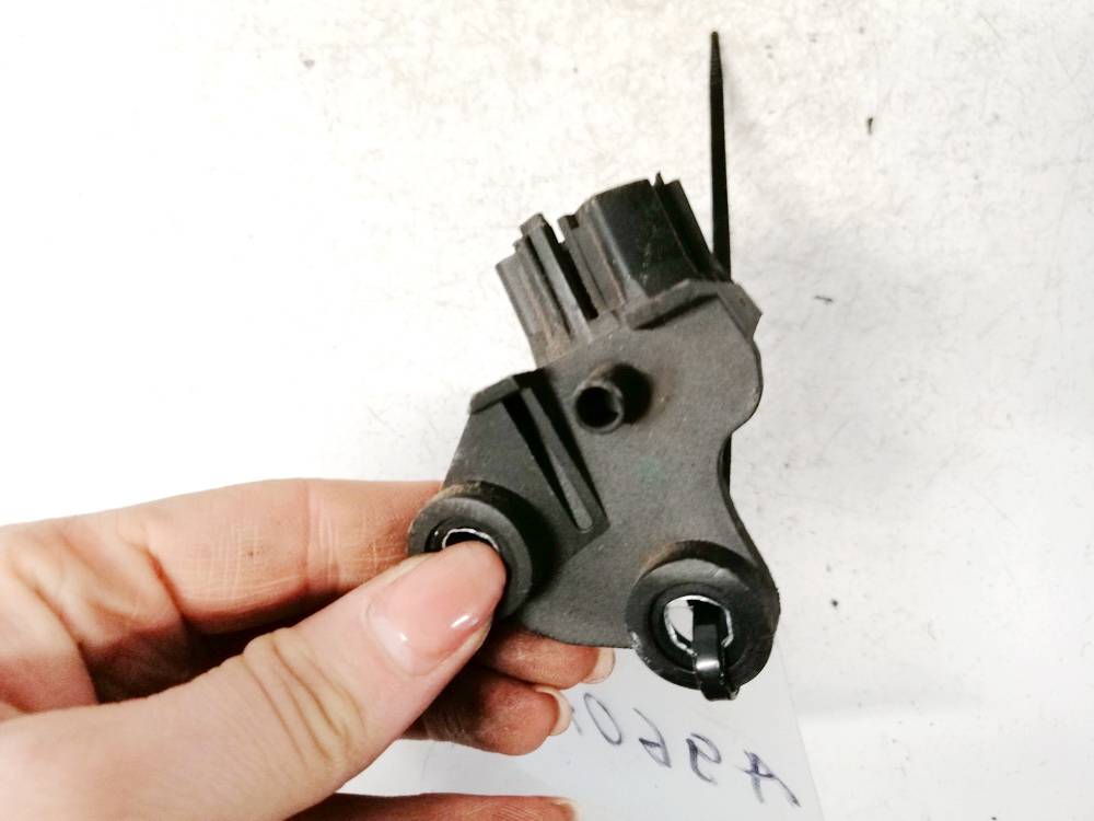 13197850 Opel Astra 2004 Other holders - Thumbnail 3