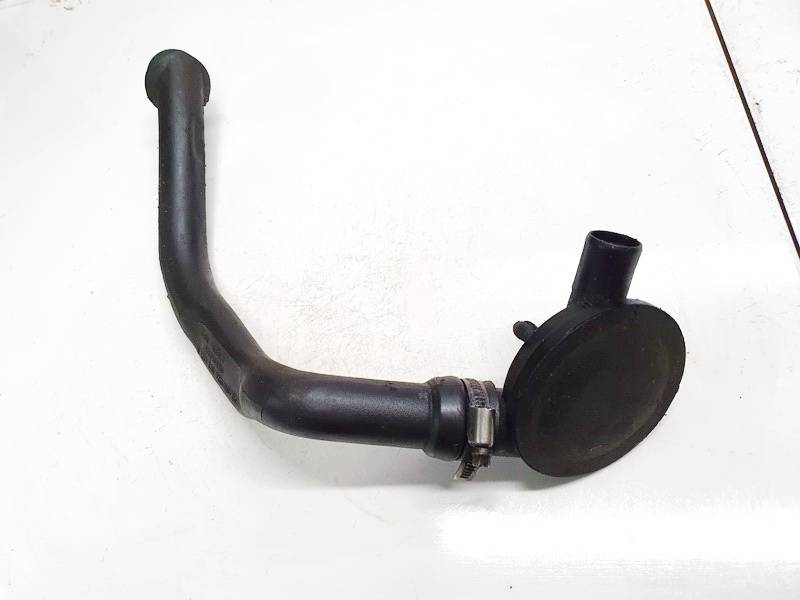 028129101D Volkswagen Golf 1996 Vacuum pump - Breather (PCV Engine Breather Valve)