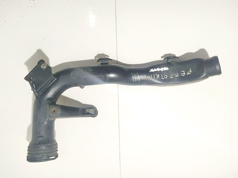 8E0145762B Audi A4 2006 TURBO INTERCOOLER PIPE HOSE