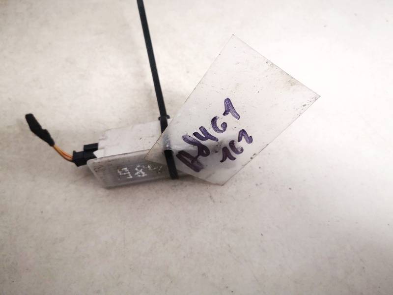 164042 BMW 5-Series 2012 Salono lemputė