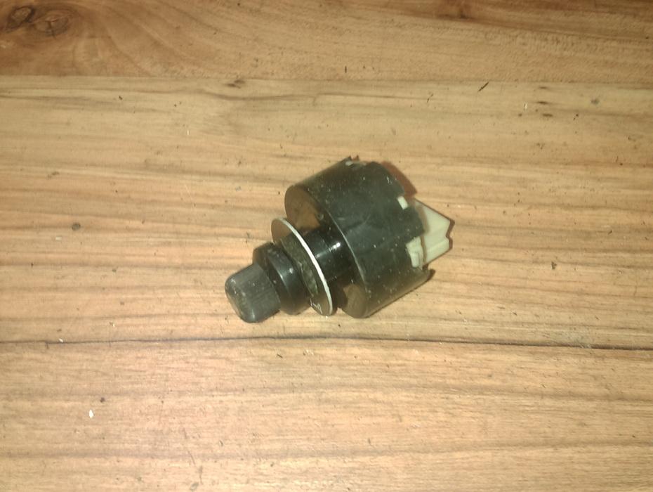 Mitsubishi Lancer 1997 Headlight Range Control Light Controller Lighting