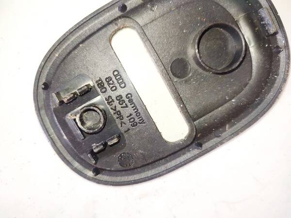 8Z0867109 Audi A2 2002 Wykończenie wnętrza (plastikowe elementy) - Thumbnail 2