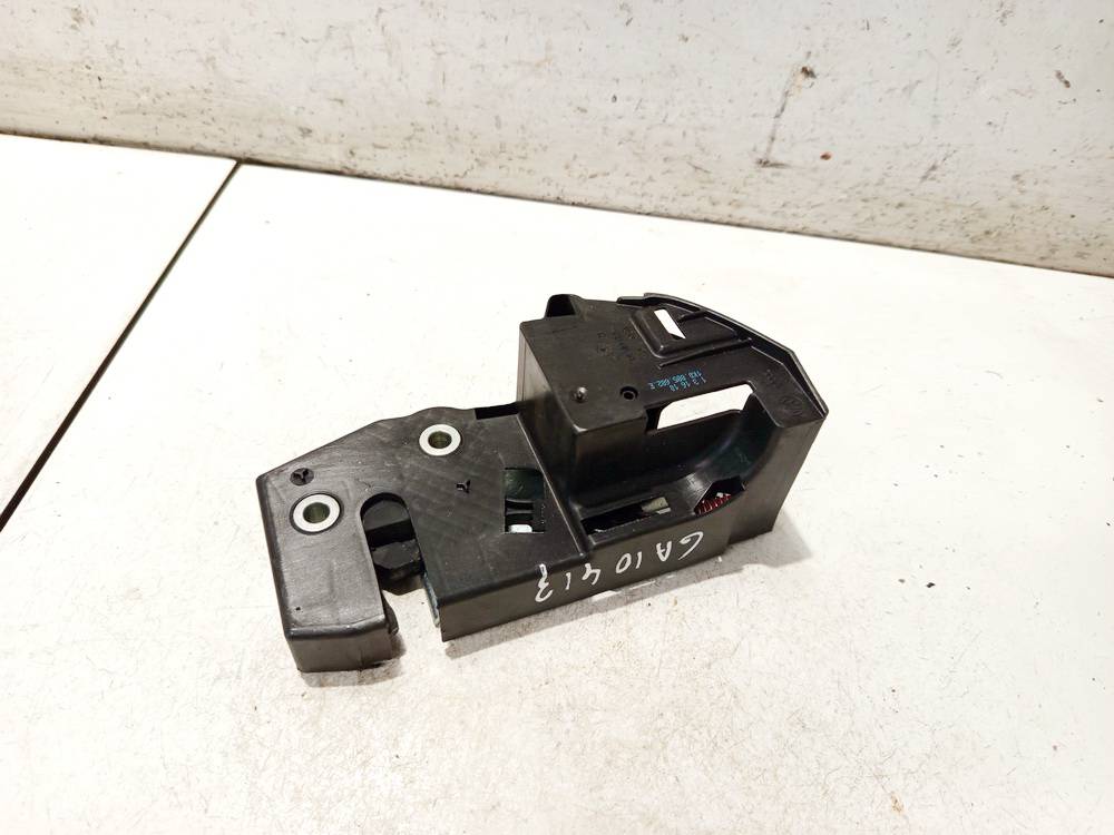 1K0885682E Skoda Superb 2010 Seat Lock Latch assembly