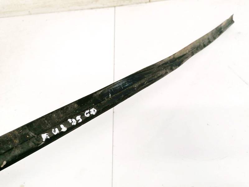 Volkswagen Touran 2004 Glass Trim Molding-weatherstripping - REAR RIGHT - Thumbnail 2