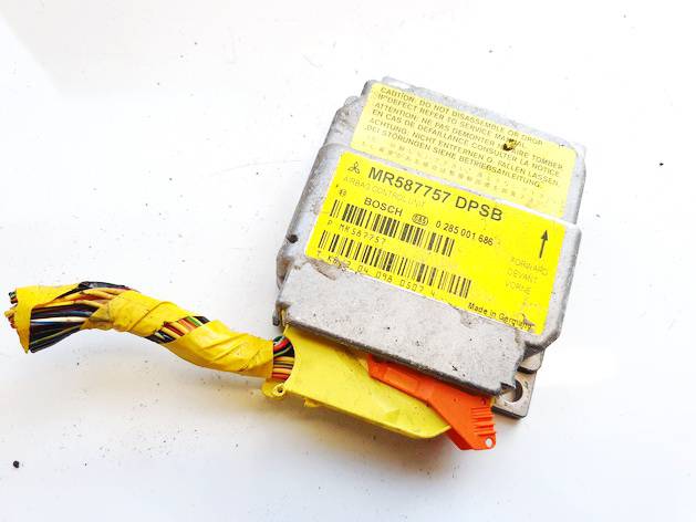 MR587757 Mitsubishi Colt 2003 Airbag crash sensors module - Thumbnail 2
