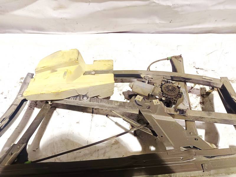 8D0837398B Audi A4 1996 Oven lasi - EDESSÄ OIKEALLA - Thumbnail 3