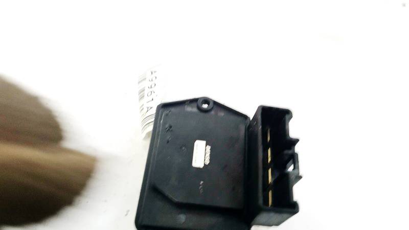 4993002141 Cadillac SRX 2004 Reostat nagrzewnicy (rezystor) (przekaźnik wentylatora) - Thumbnail 2