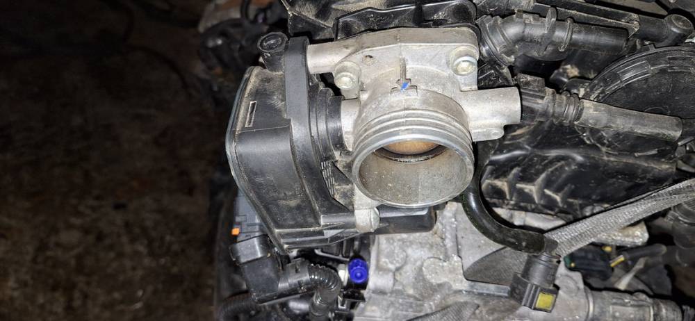 9673622380 Peugeot 208 2019 Suurella Virtaamalla Varustettu Kaasuläpän - Thumbnail 2