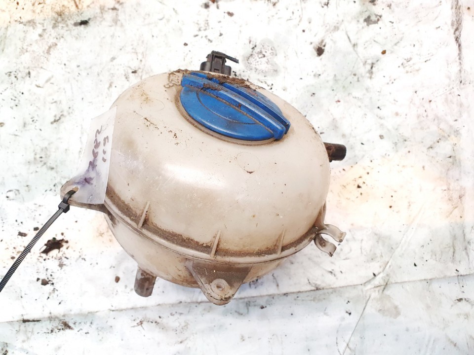 7H0121407C Volkswagen Transporter 2008 Windshield Washer Reservoir tank (WASHER BOTTLE)