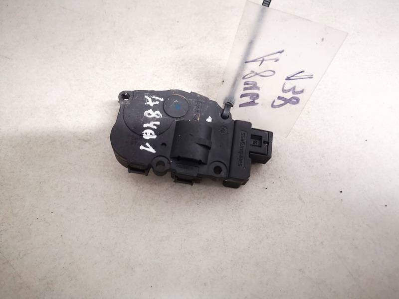 412650750 BMW 5-Series 2012 Peciuko sklendes varikliukas