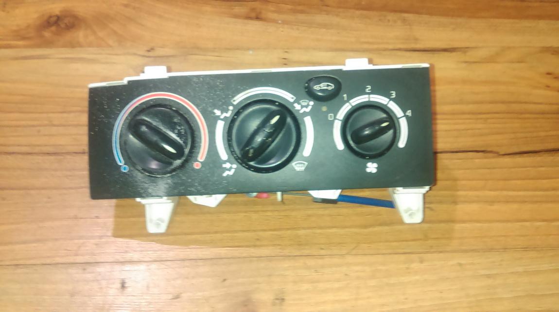 655738n Climate Control Panel (heater control switches) Renault Megane