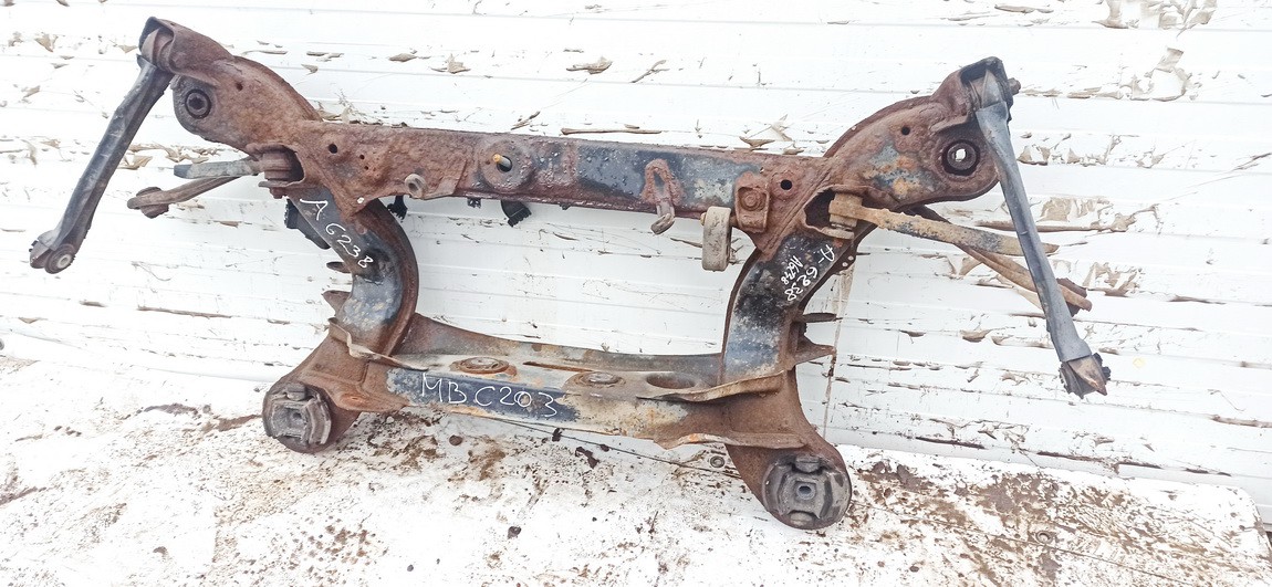 Mercedes-Benz C-CLASS 2000 Traversas-Tiltas G. - Thumbnail 2