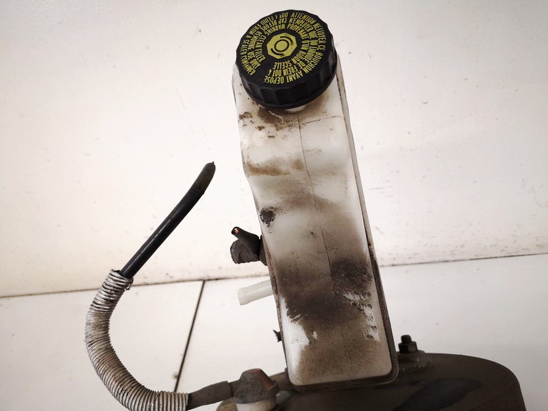 0204251171 Toyota Avensis 2008 Brake Master Cylinder Reservoir