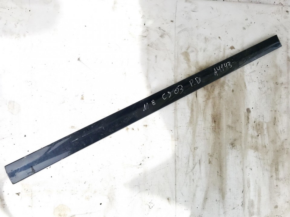 Mercedes-Benz C-CLASS 2000 Duru moldingas isorinis P.D.
