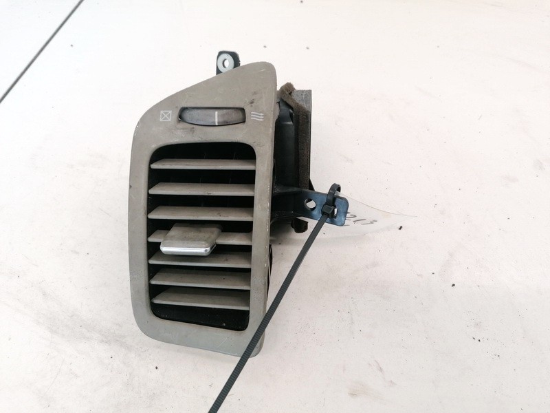 8761AV601PJ05 Nissan Primera 2003 Dash Vent (Air Vent Grille)