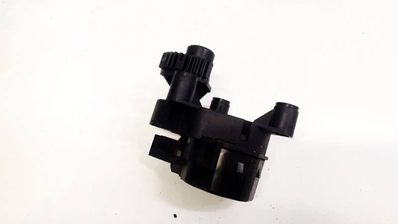 7M3907511D Volkswagen Sharan 2006 Heater Vent Flap Control Actuator Motor - Thumbnail 2