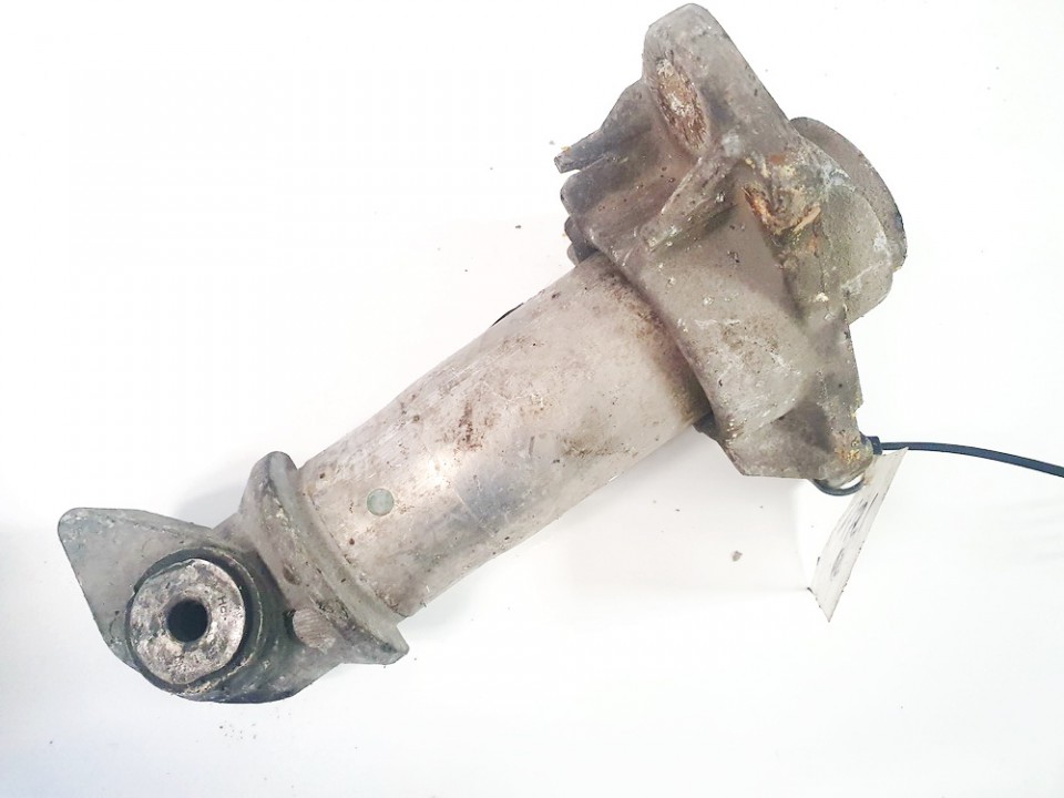 8E0807133B Audi A4 2002 Bumper mounts - FRONT