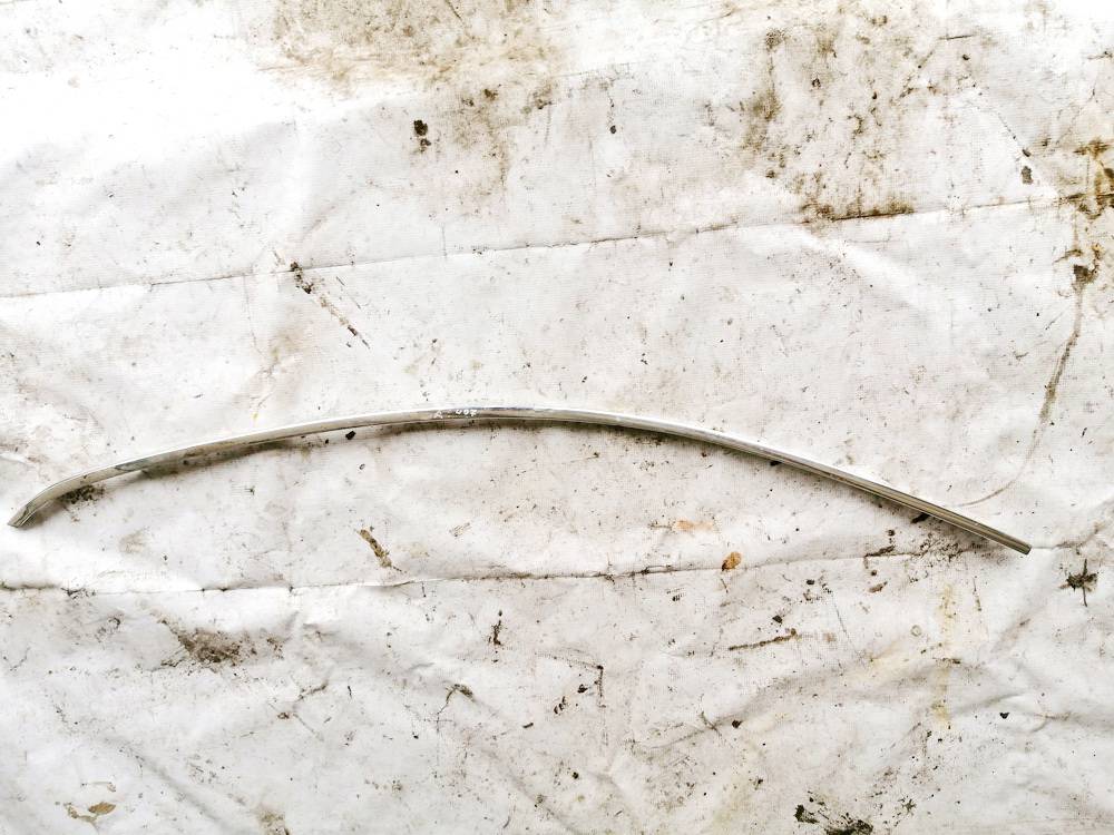 3C4837643 Volkswagen Passat 2008 Glass Trim Molding-weatherstripping - FRONT RIGHT