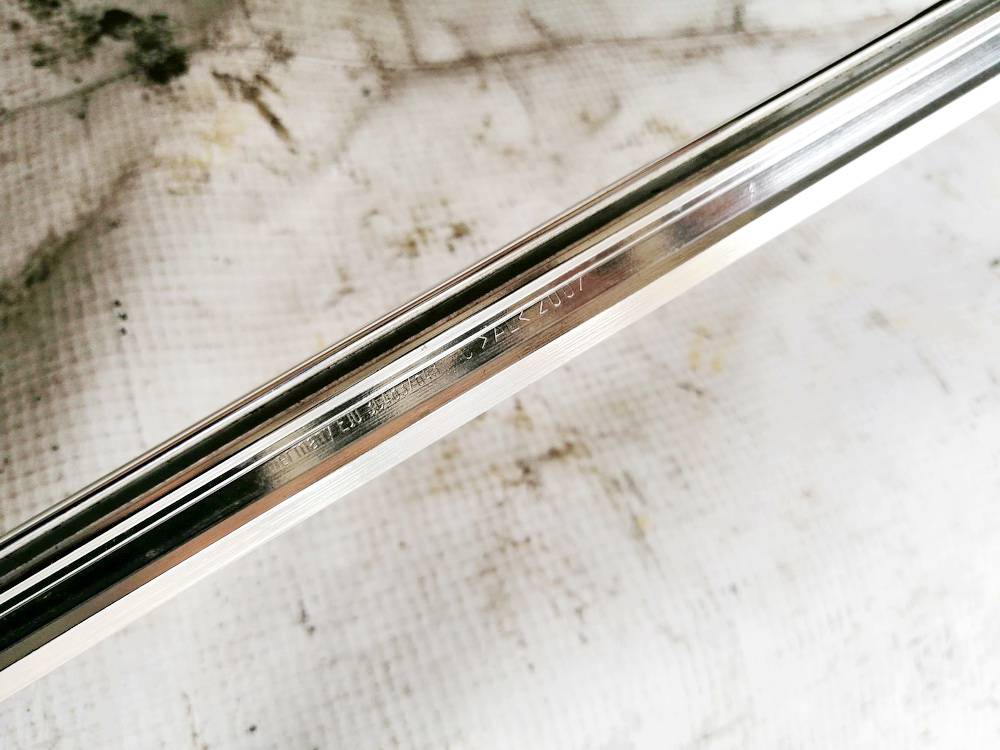 3C4837643 Volkswagen Passat 2008 Glass Trim Molding-weatherstripping - FRONT RIGHT - Thumbnail 3