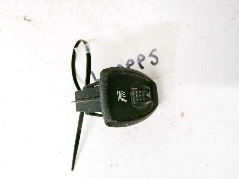 526810032 Renault Laguna 2012 Heated Seat Switch