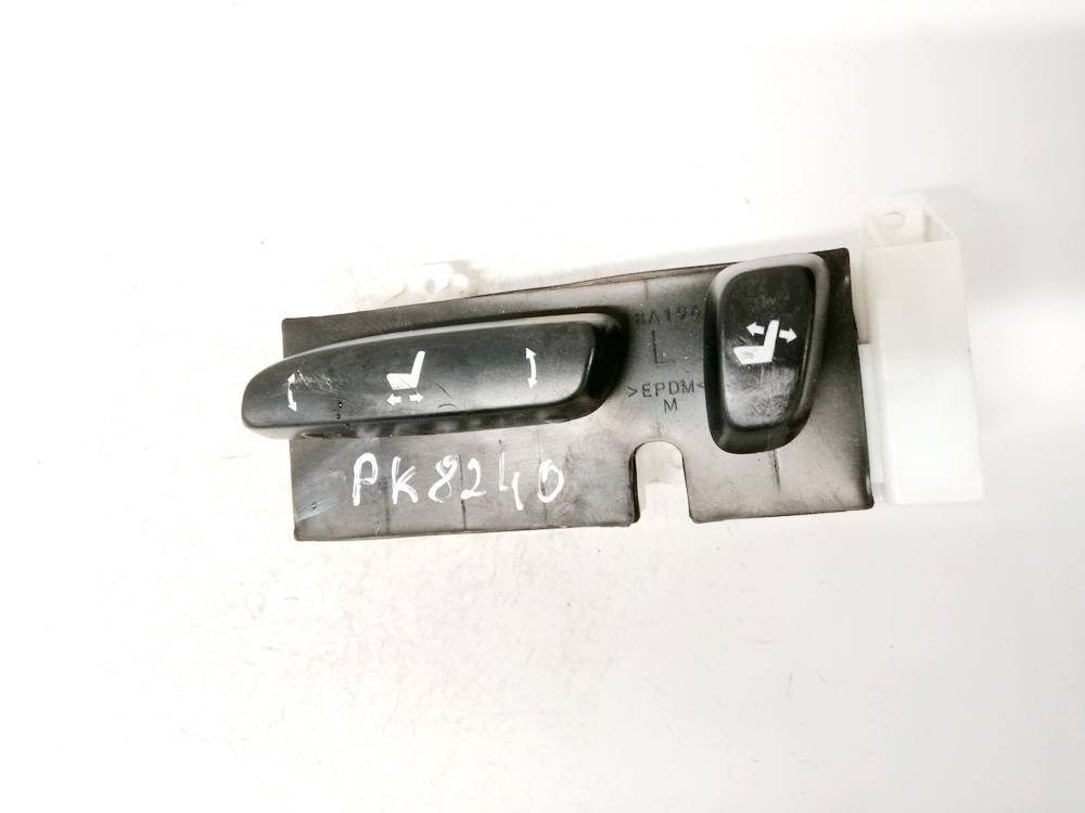 18A196 Lexus IS - CLASS 2006 Istuimen säätöpainike