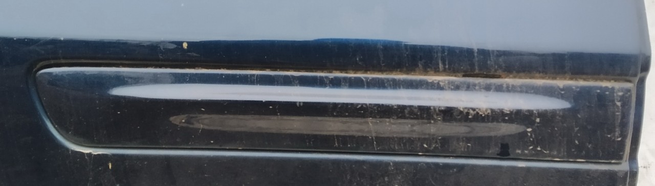 Jeep Cherokee 2004 Molding door - REAR RIGHT side