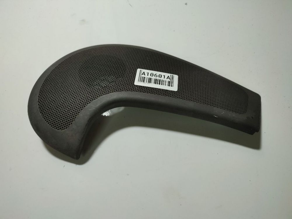 8200034251 Renault Scenic 2002 передний решетка левый