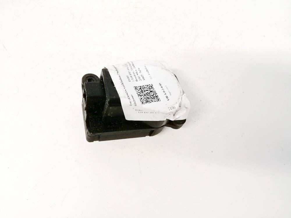 113930072 BMW 1-Series 2009 Sildītāja vārsta motoriņš - Thumbnail 2