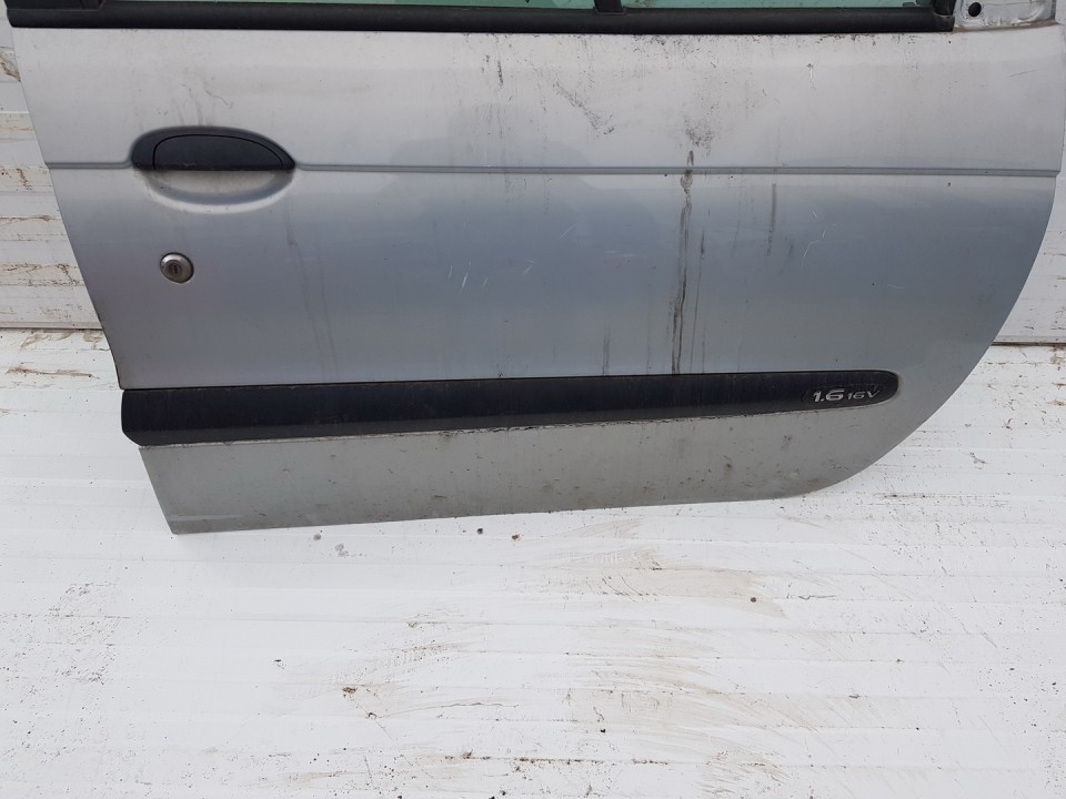 PILKA Renault Scenic 2001 Etuovi - EDESSÄ OIKEALLA - Thumbnail 3