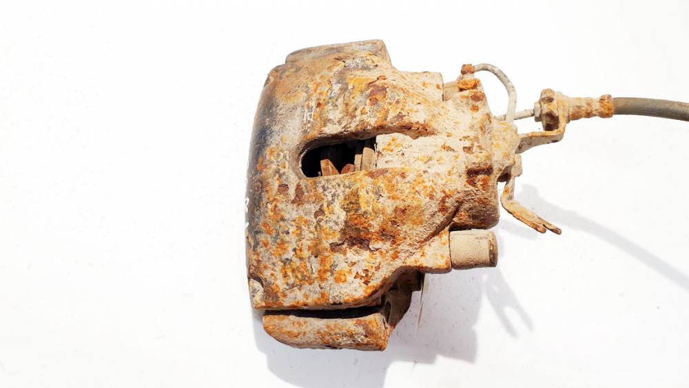 Audi A6 1996 Суппорт передний левый (Тормозной суппорт)