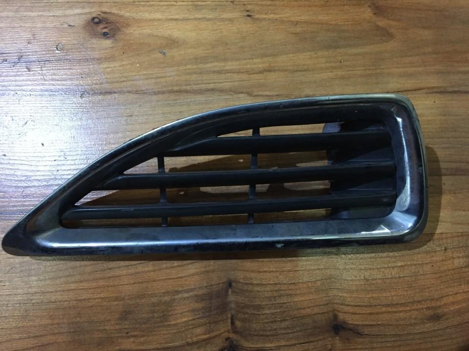 7700428963 Renault Megane 1999 Rejilla delantera