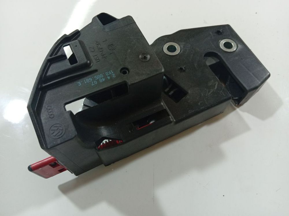 1K0885681E Volkswagen Golf 2006 Seat Lock Latch assembly - Thumbnail 2