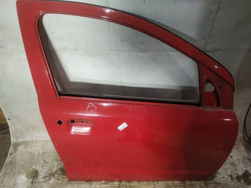 RAUDONOS Nissan Pixo 2011 porte avant droite