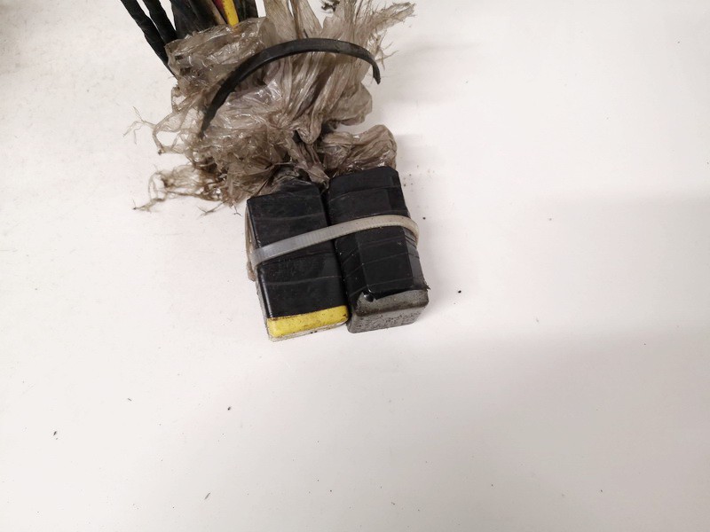 8200051112 0332014113 Relay module Peugeot 206 2001 2.0L EIS01511526