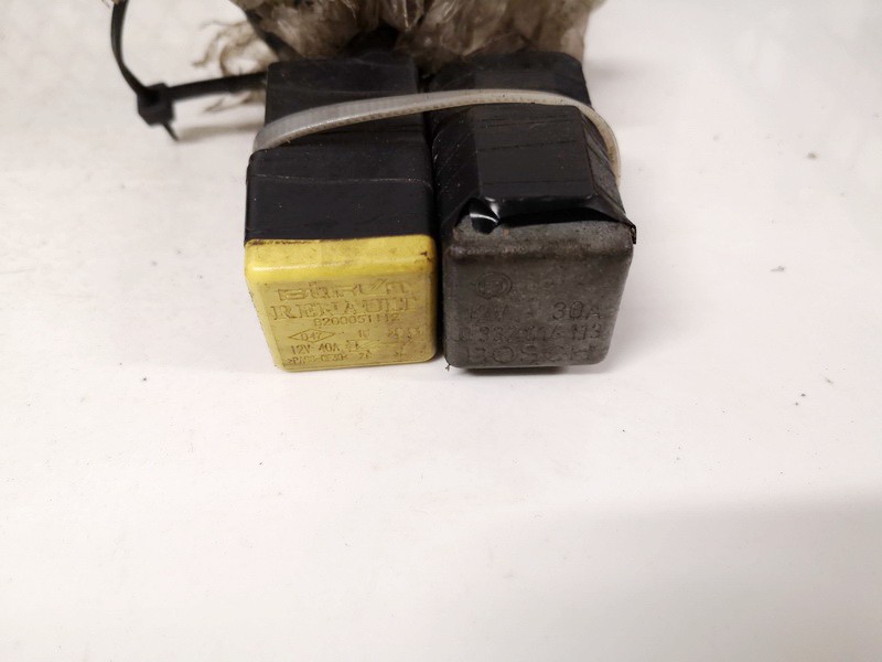 8200051112 0332014113 Relay module Peugeot 206 2001 2.0L EIS01511526