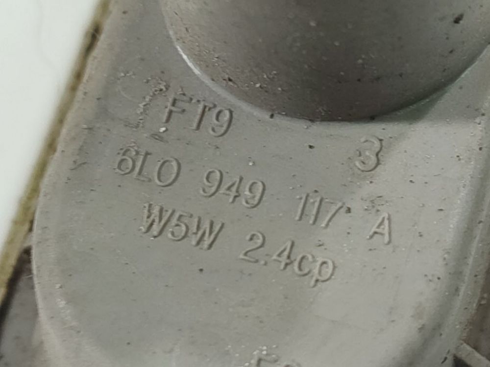 6L0949117A Seat Toledo 2007 Clear Side Repeaters - FRONT LEFT - Thumbnail 4