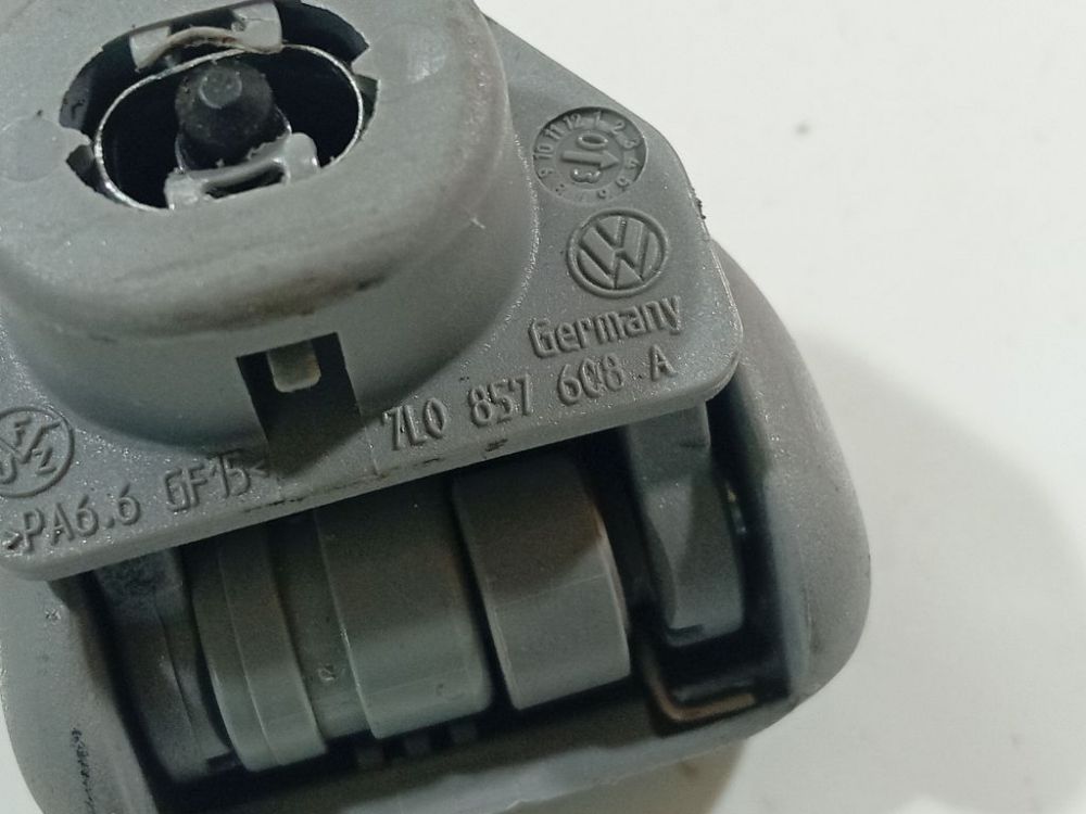 7L0857608A Porsche Cayenne 2003 Grab Handle - FRONT RIGHT - Thumbnail 4