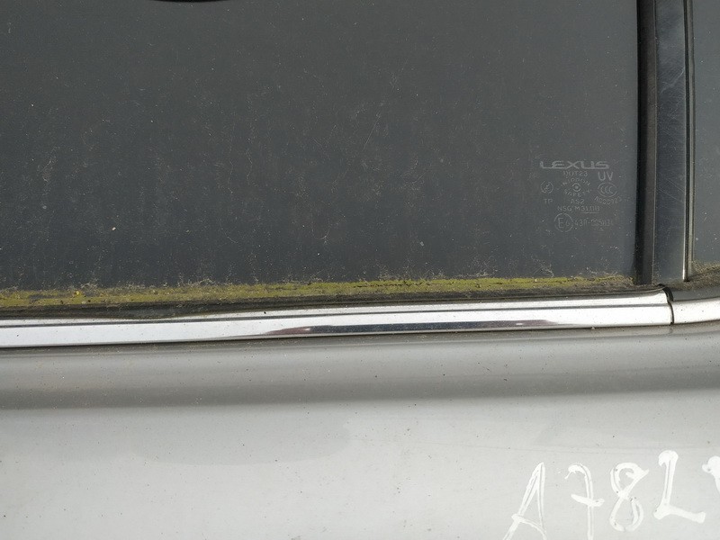 Lexus IS - CLASS 2007 Listón embellecedor de la ventana de la puerta trasera - TRASERO IZQUIERDO - Thumbnail 2