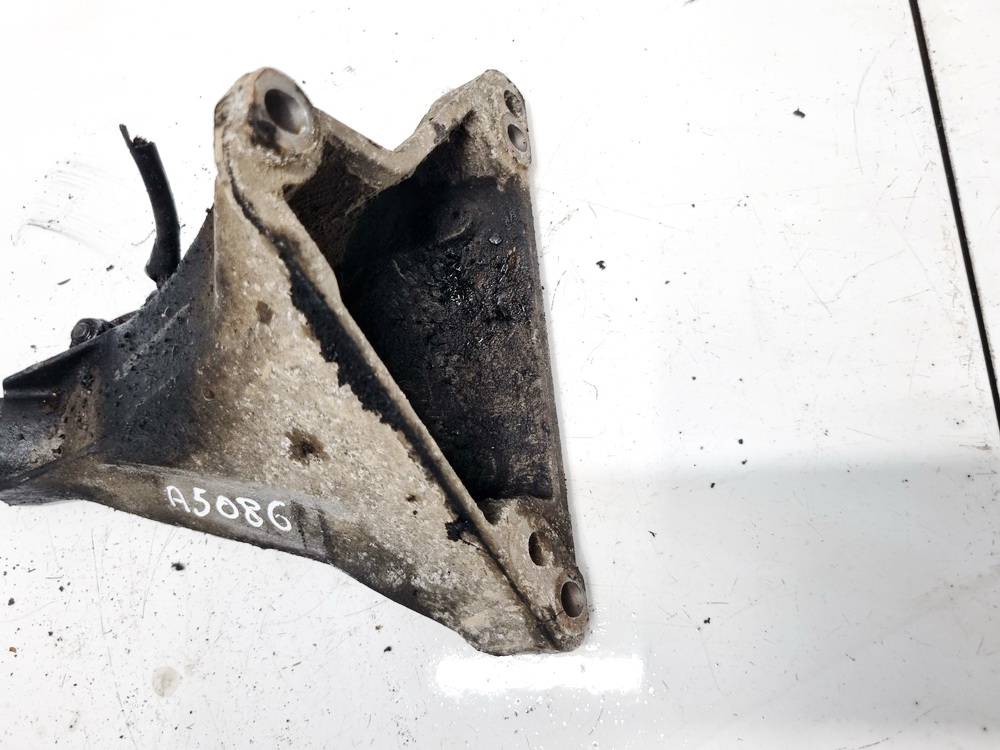 8D0199308L Volkswagen Passat 1997 Engine Mount Bracket and Gearbox Mount Bracket - Thumbnail 2