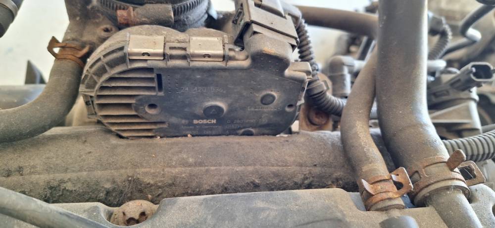 24420536 Opel Corsa 2007 Suurella Virtaamalla Varustettu Kaasuläpän