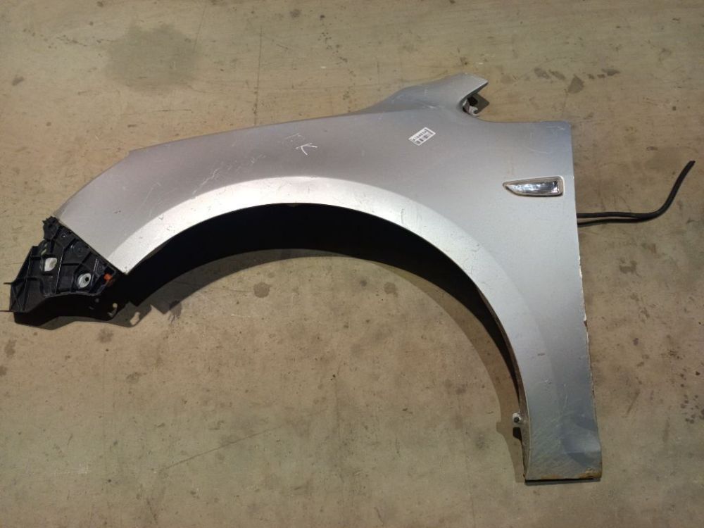 Opel Astra 2011 Sparnas P.K.