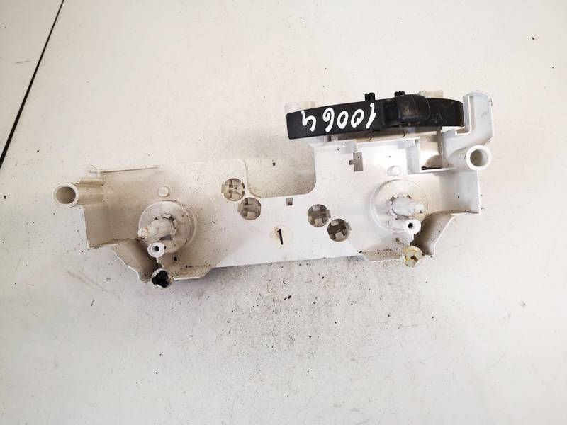 758277 Toyota Yaris 2003 Heizungsbedienteil Klimabedienteil
