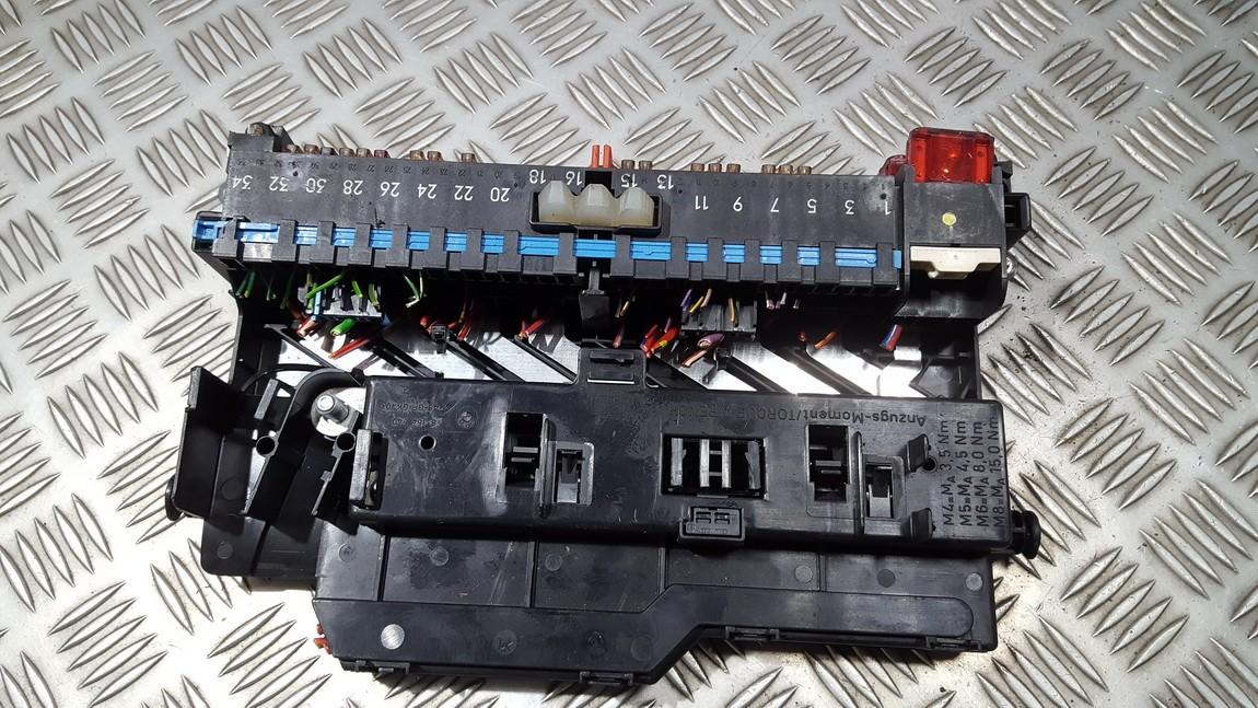 8364542 BMW 3-Series 2000 Sulakerasia