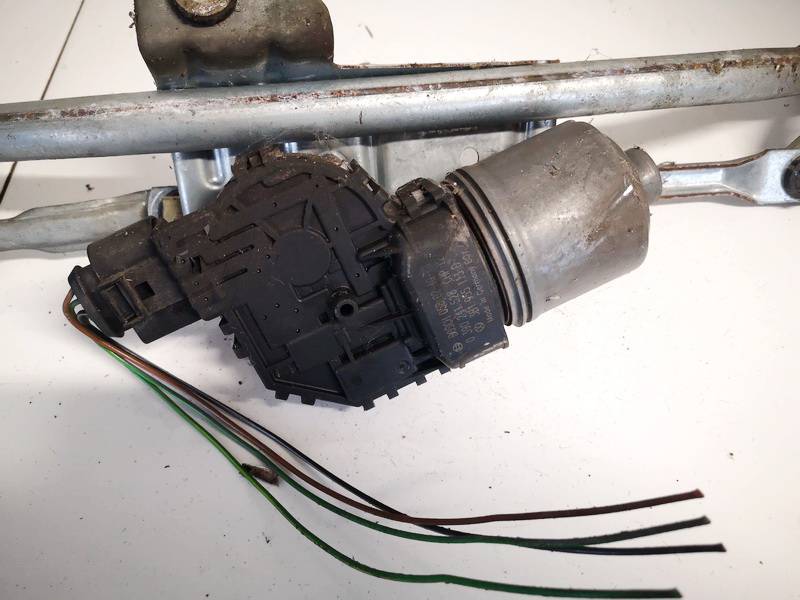 3B1955113D Volkswagen Passat 2005 Моторчик стеклоочистителя передний